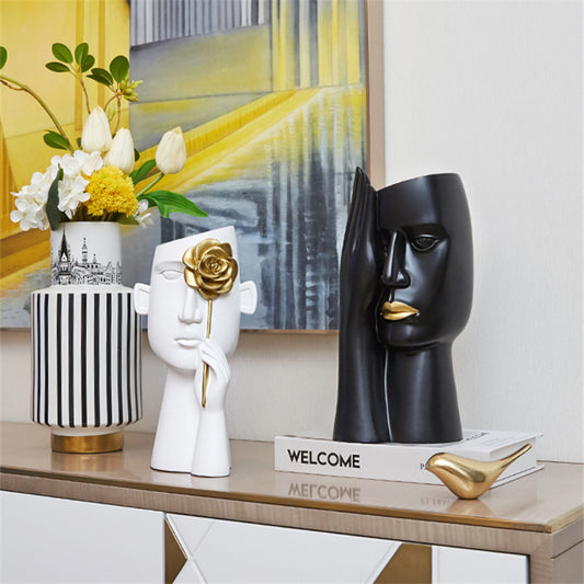 CasaLuz Contemporary Face Vase